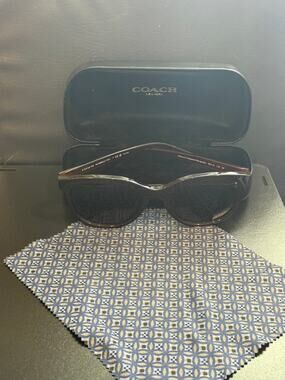 Coach women's sunglasses HC 8285UL Deep Burgundy NWT
